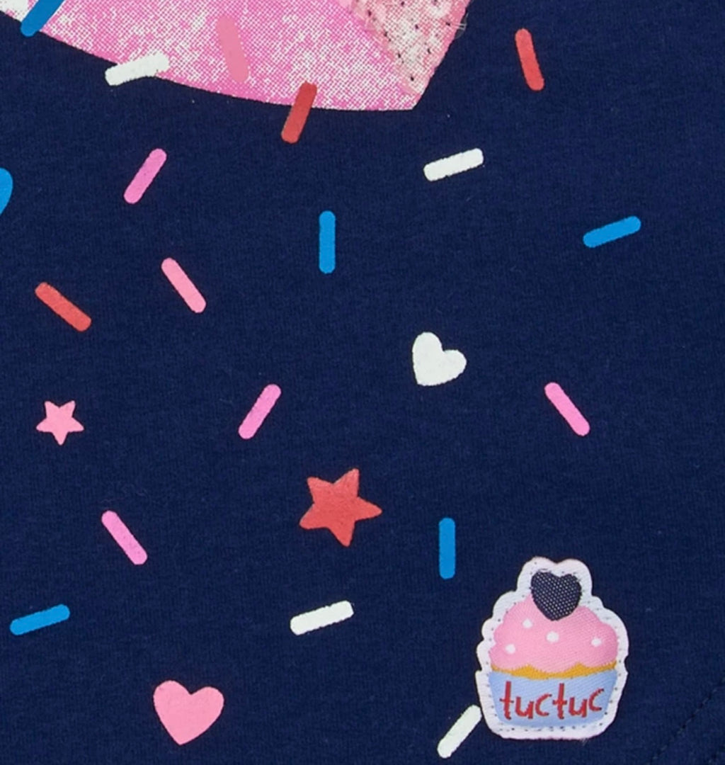 Felpa blu navy per bambina con cuore brillante e design posteriore asimmetrico.