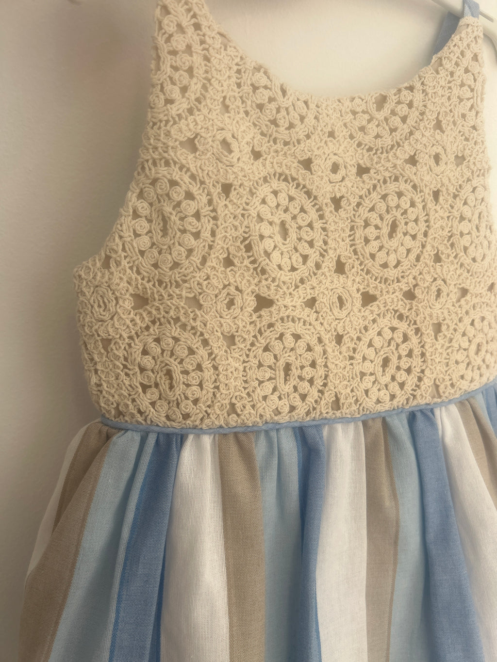 Abito yoedo con pizzo