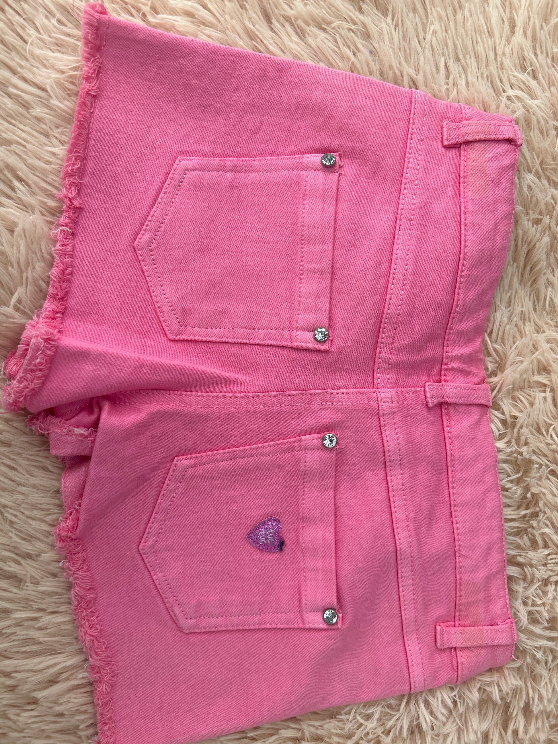 Short Ready to Bloom