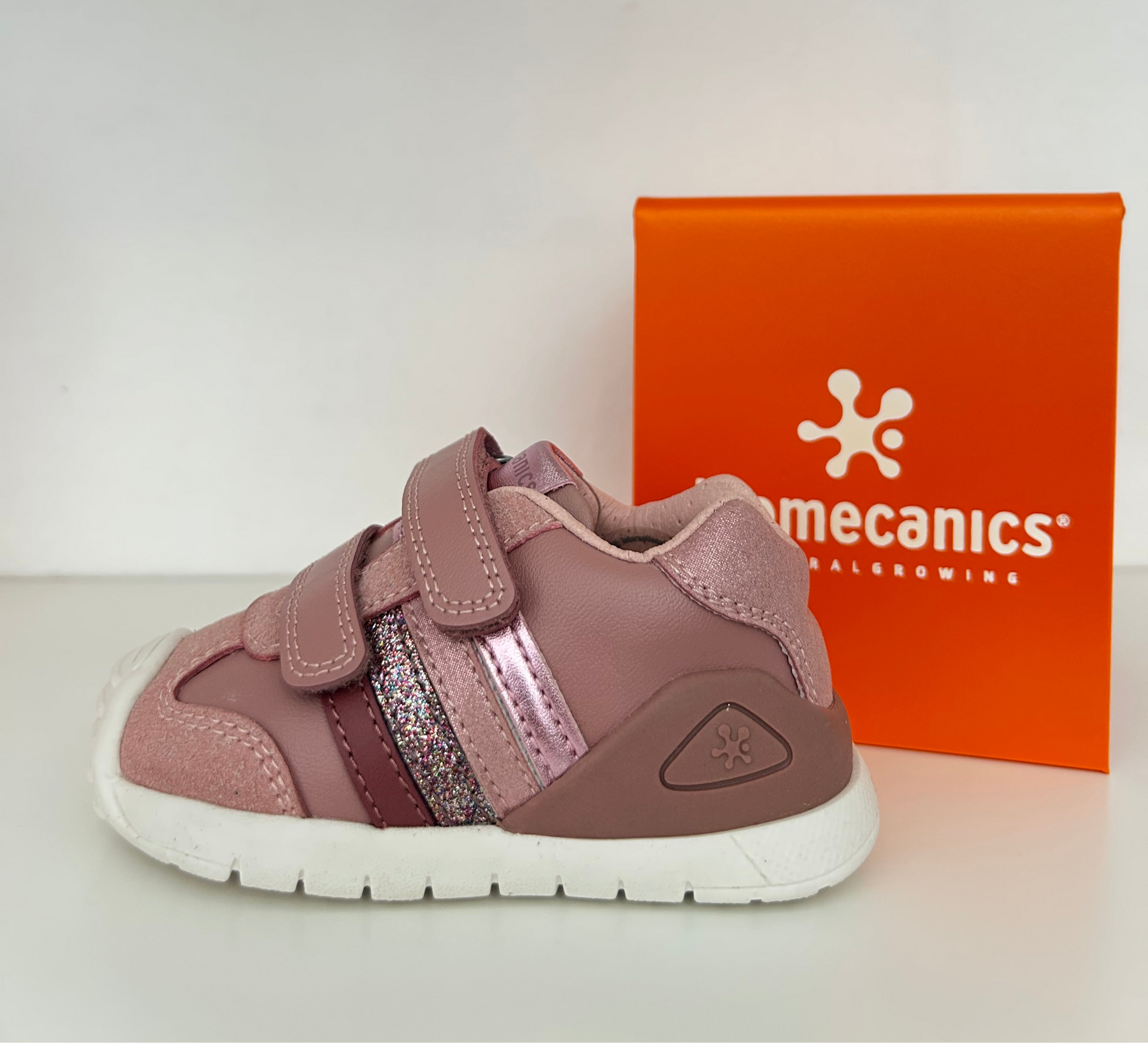 Sneakers bambina Biomecanics rosa con dettagli glitter