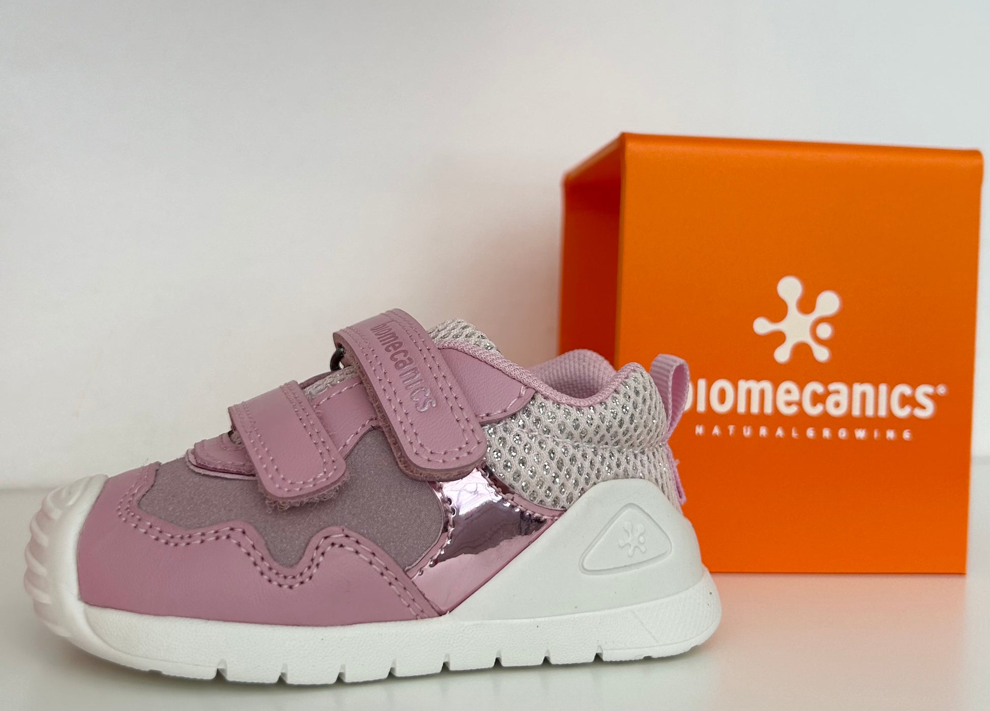 Sneakers rosa primi passi bimba