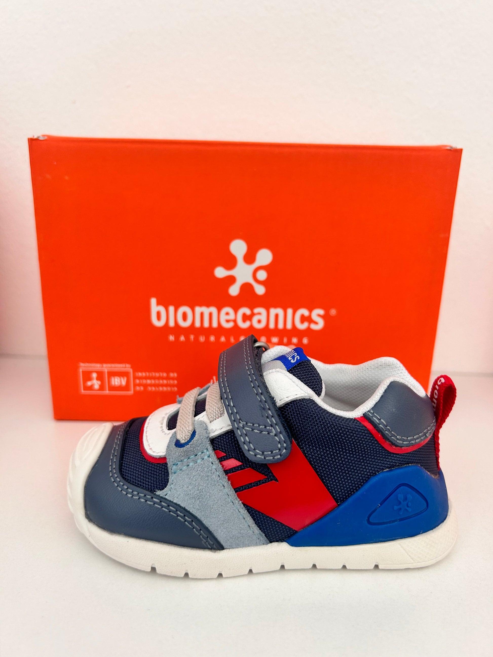 Sneakers Biomecanics