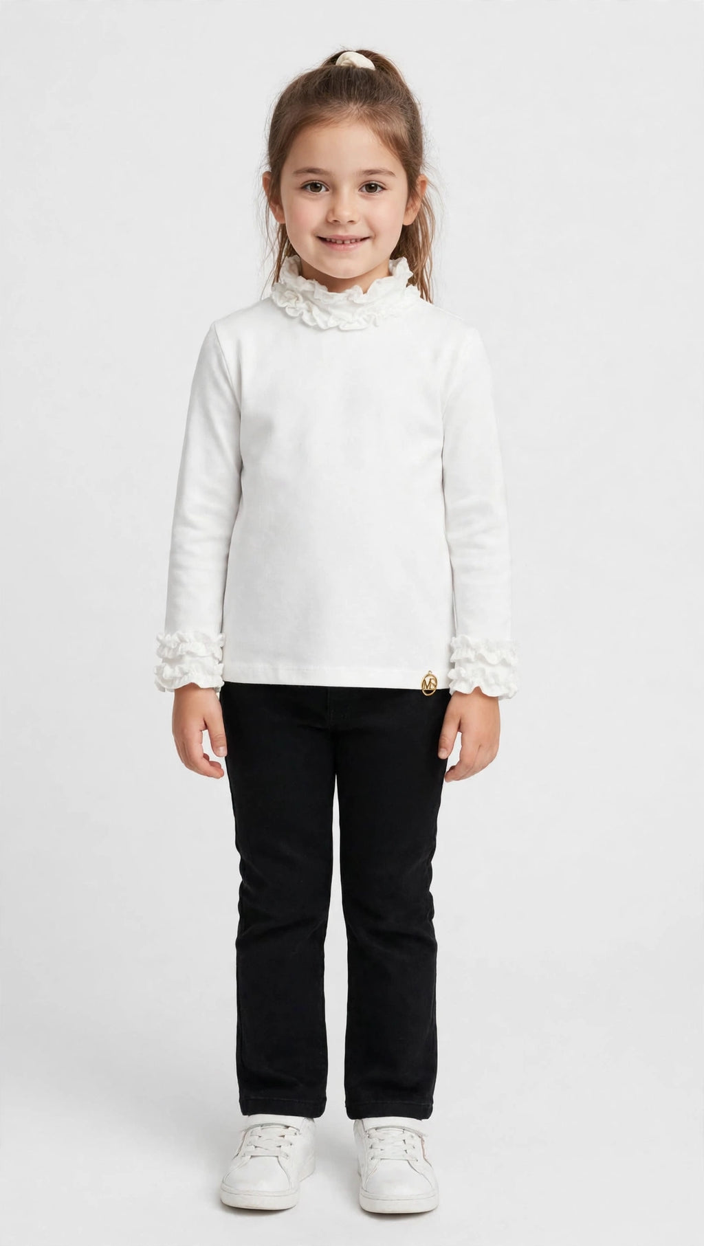 LA MAGLIA ELEGANTE DA BAMBINA MONSURIRE-HANGAR93