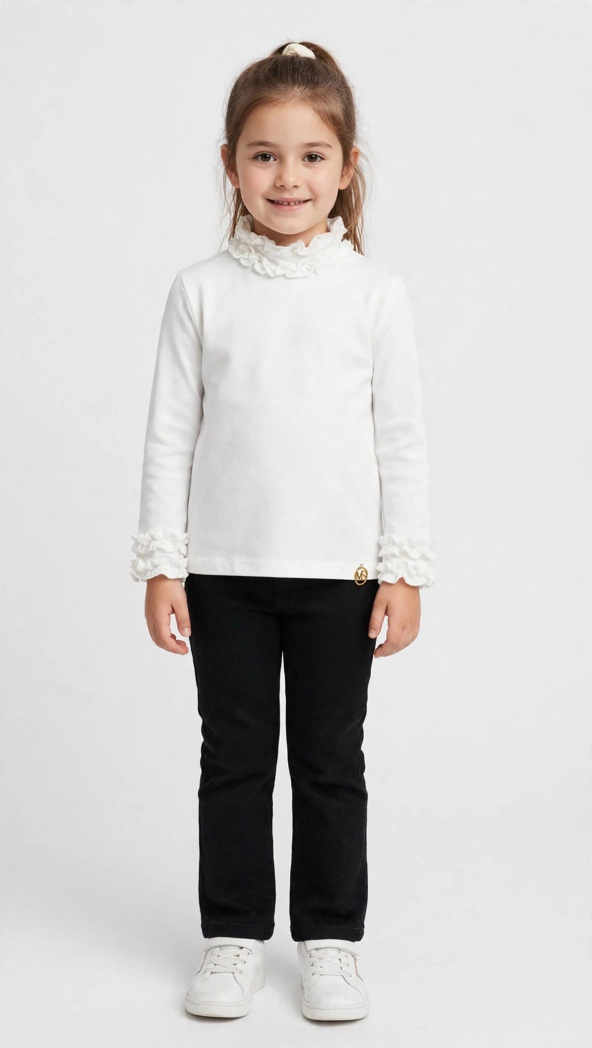 LA MAGLIA ELEGANTE DA BAMBINA MONSURIRE-HANGAR93
