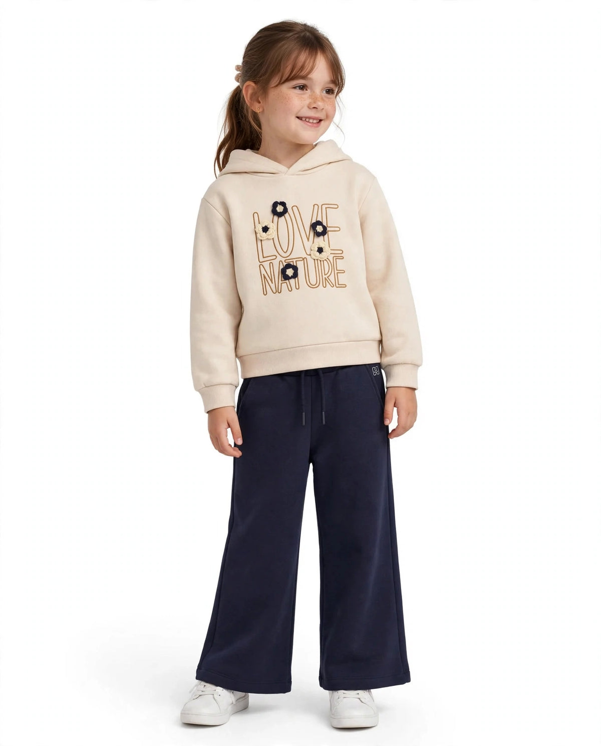 Completo da bambina in maglia con felpa con cappuccio e ricamo floreale nath kids