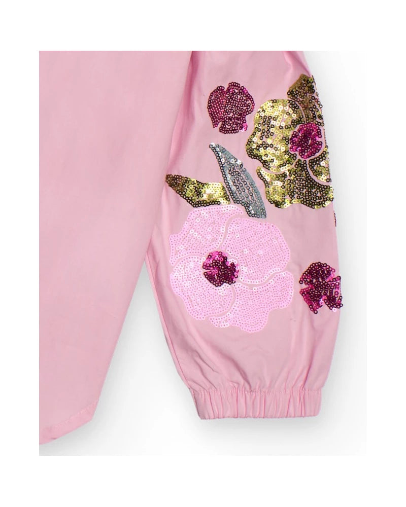 Camicia rosa per bambina con ricamo floreale sulle maniche