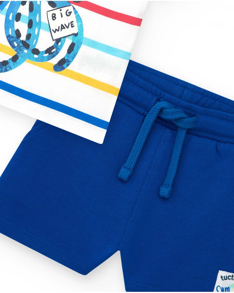 Completo per bambino con t-shirt a righe e bermuda blu regolabili