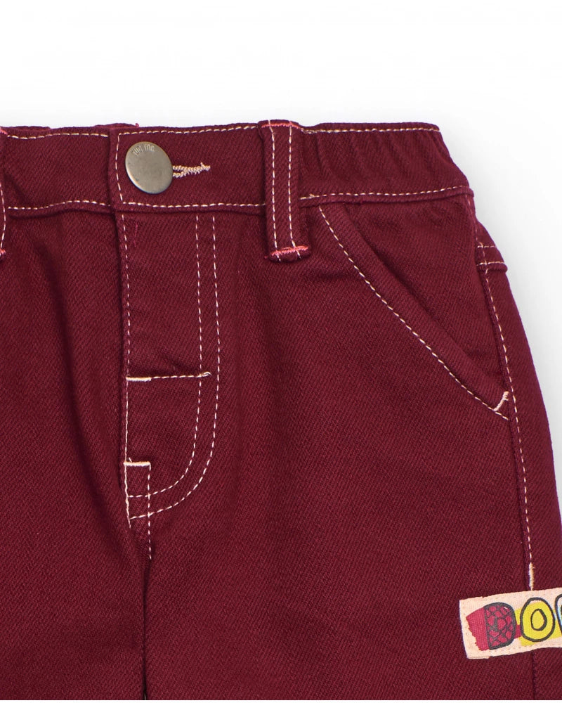 Pantalone per bambino in bordeaux con scritta "DOG" ricamata